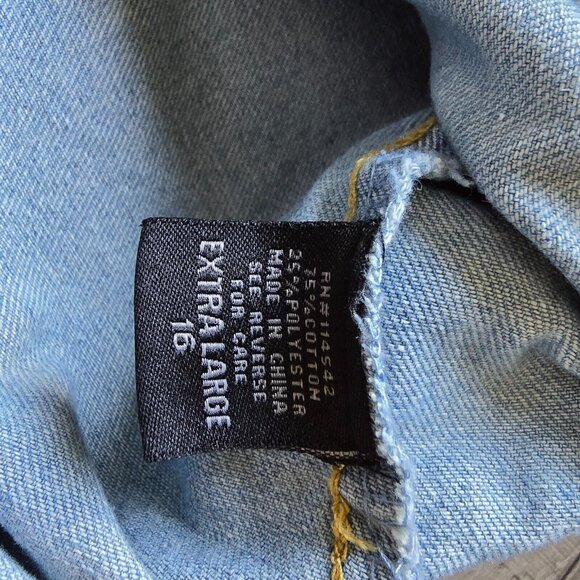 JouJou Jean Jacket Womens Size Extra Large Denim Button Front Pockets Faded Blue - Picture 13 of 16